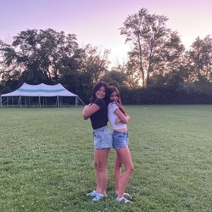 Meet your Posher, Max